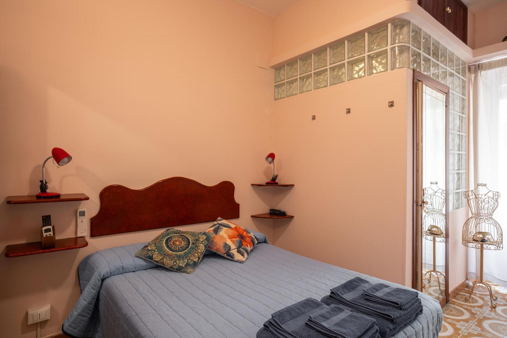 Bed and Breakfast Il Leoncino à Rome Extérieur photo