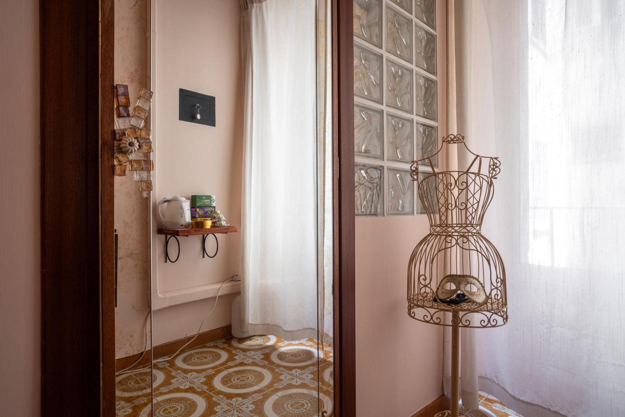 Bed and Breakfast Il Leoncino à Rome Extérieur photo